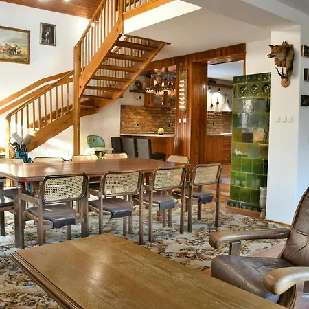 Villa Lesna *