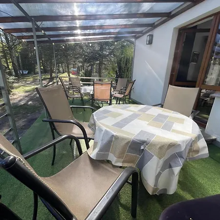 Villa Lesna *